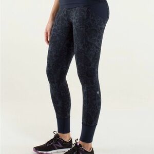 *Vintage* Lululemon Athletica | Paisley Leggings | Sz 6